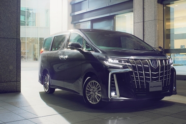 HYBRID SR“C パッケージ”(7人乗り・E-Four)